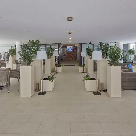 Western Hotel 4*