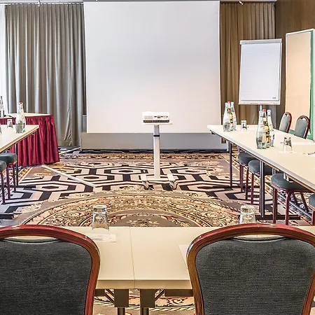 Western 4* טרייר