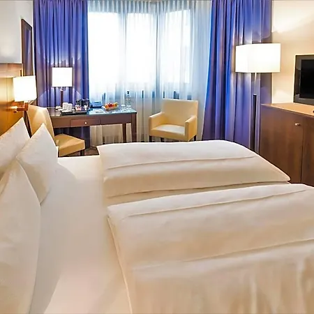 Hotell Western 4*