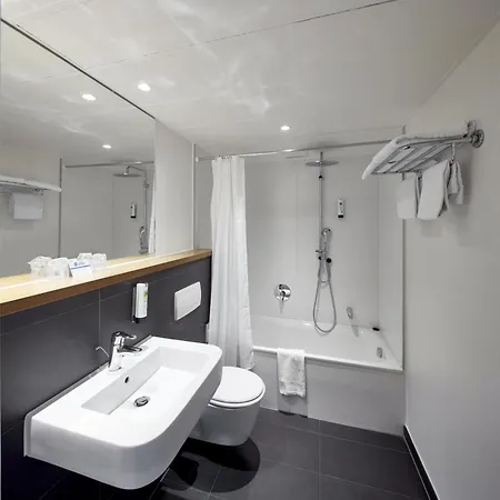 Western Hotel 4*