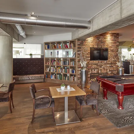 Western Hotel 4*